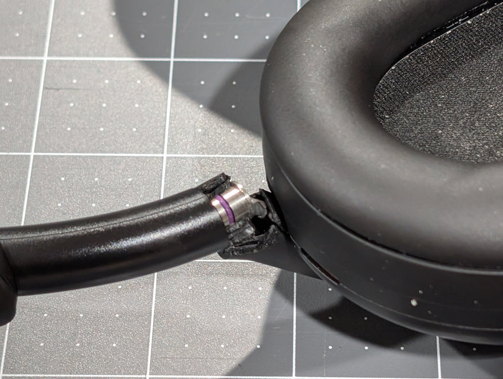 Headband hinge pivot fix for Sony WH-1000XM5