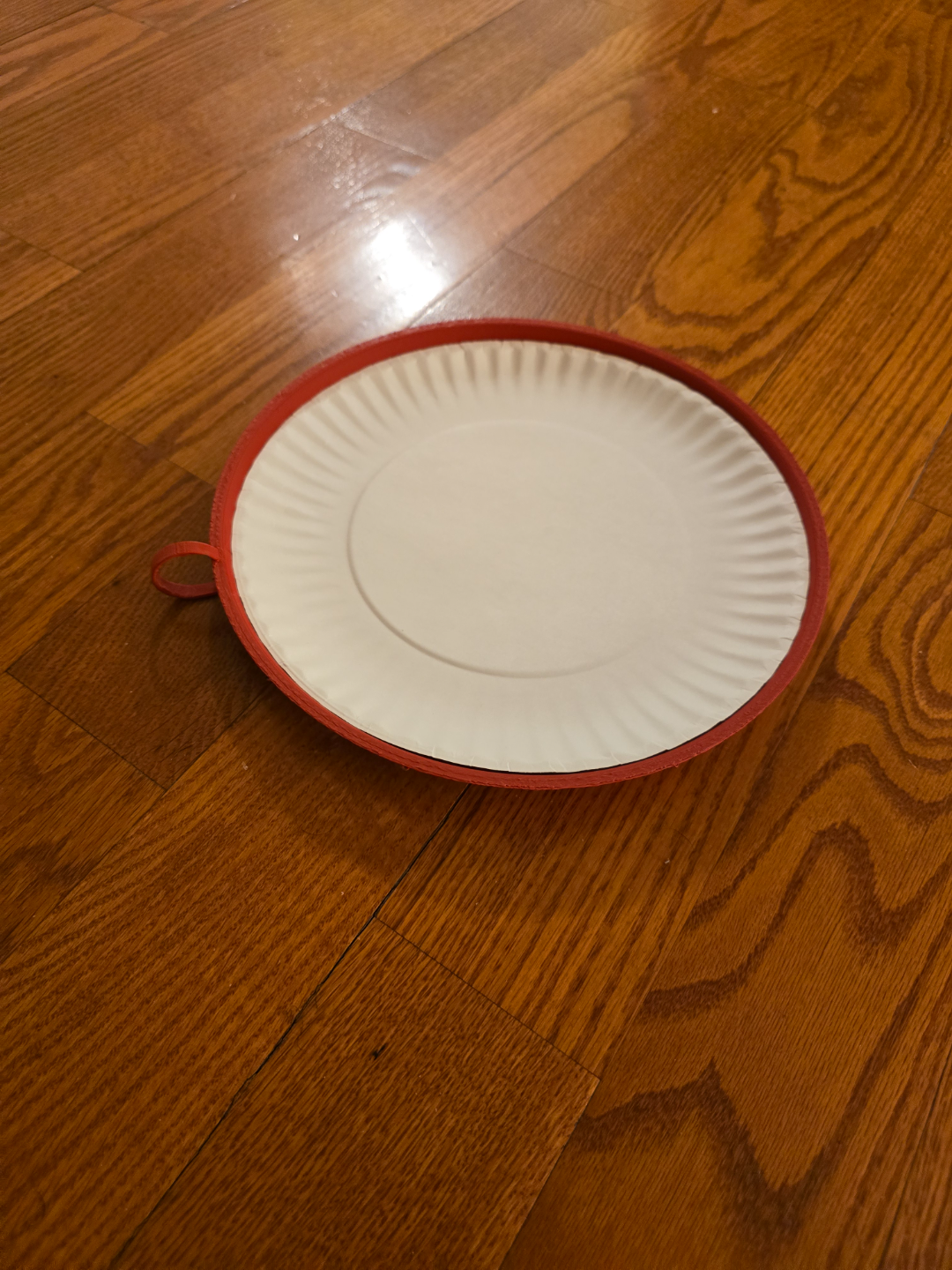 Paper Plate Support with Thumb Ring - 9"/22.8 cm