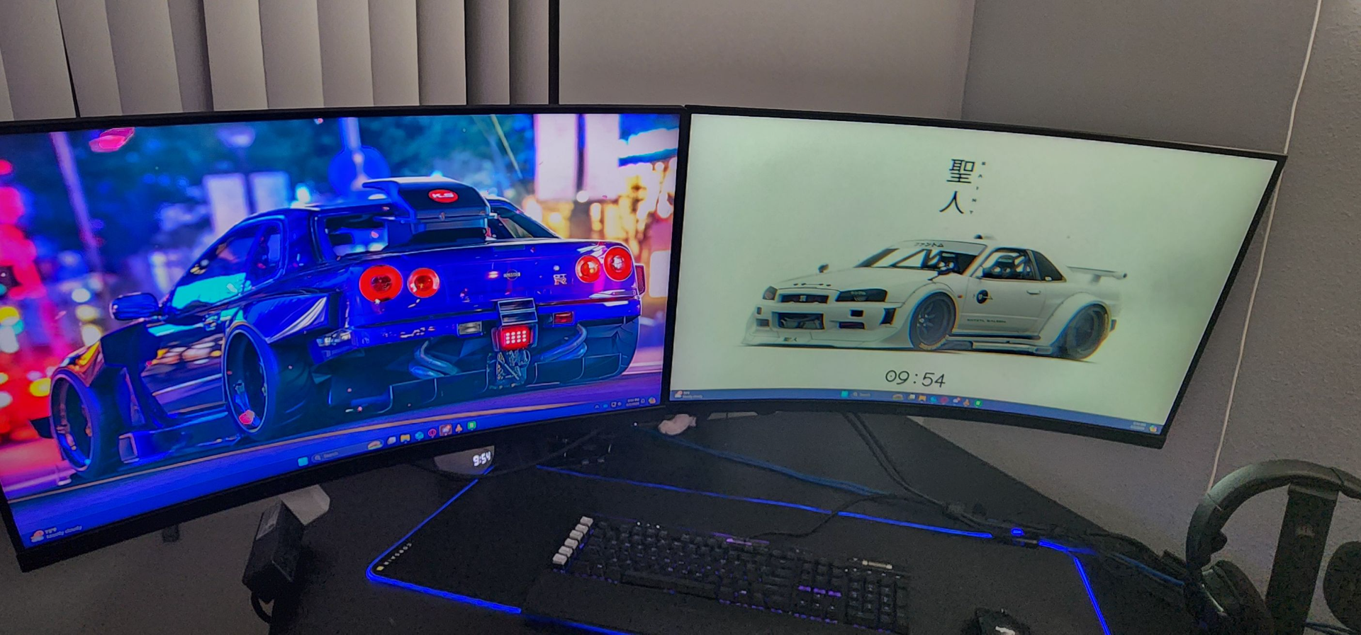 Universal Dual Monitor Bracket