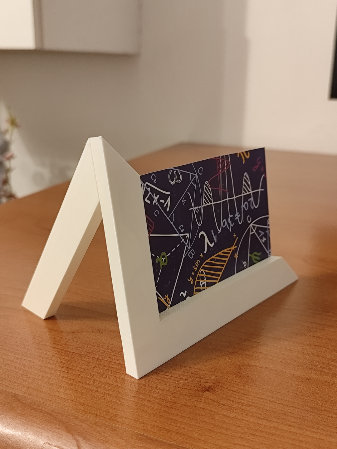Modern Minimalistic Slide-In Picture Frame