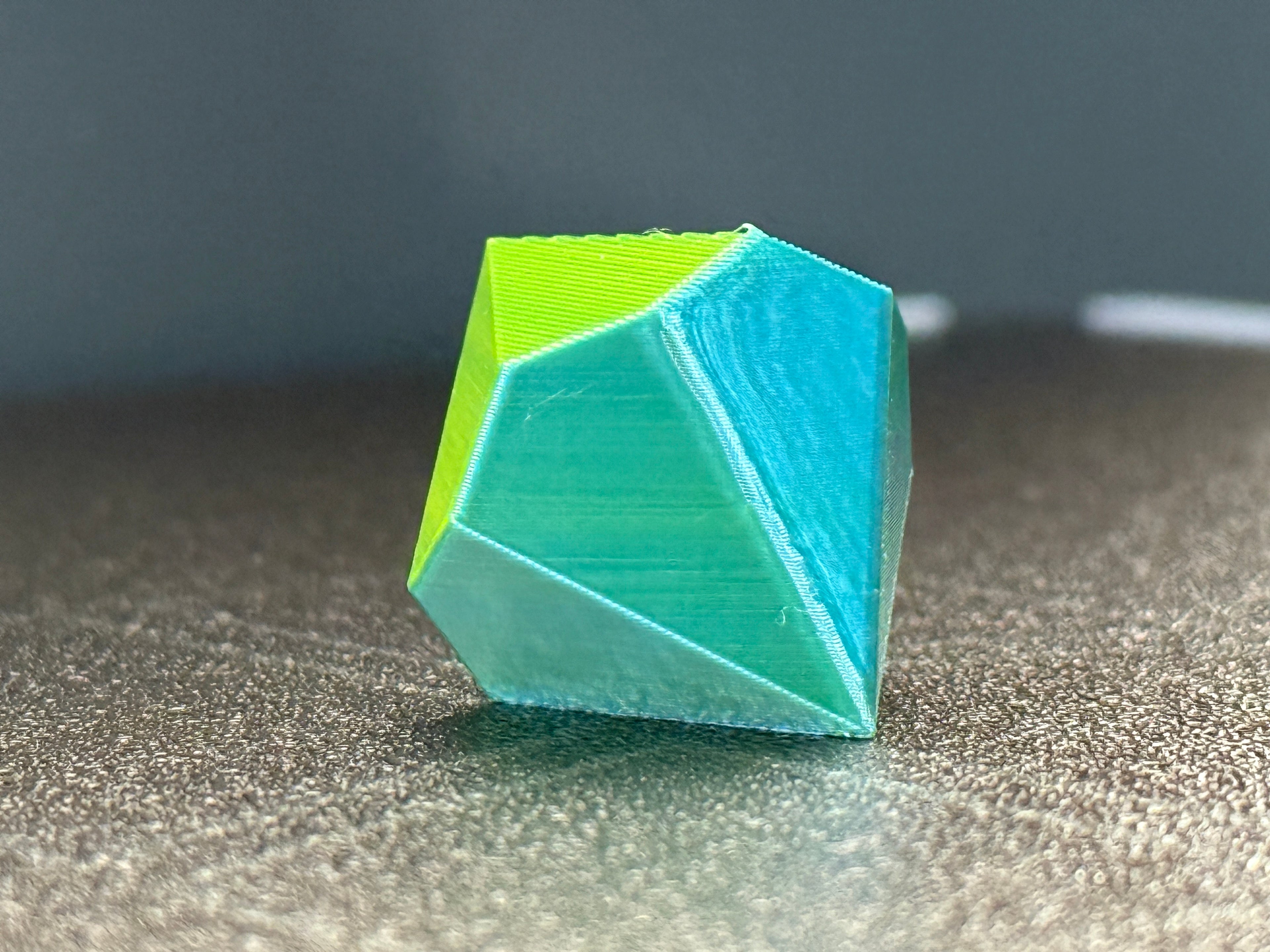 Hexagonal Trapezohedron (Deltohedron)