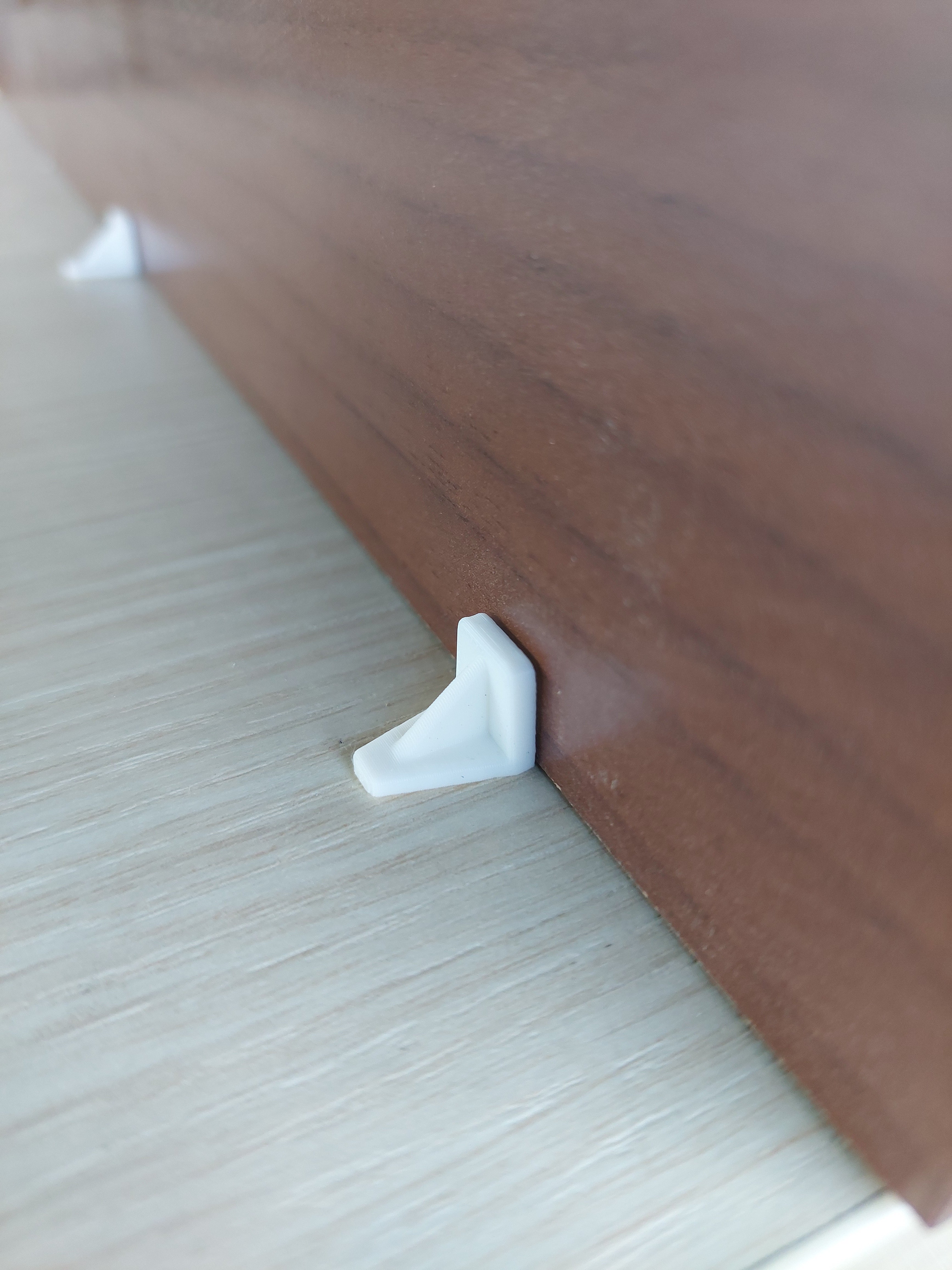 shelf support pin