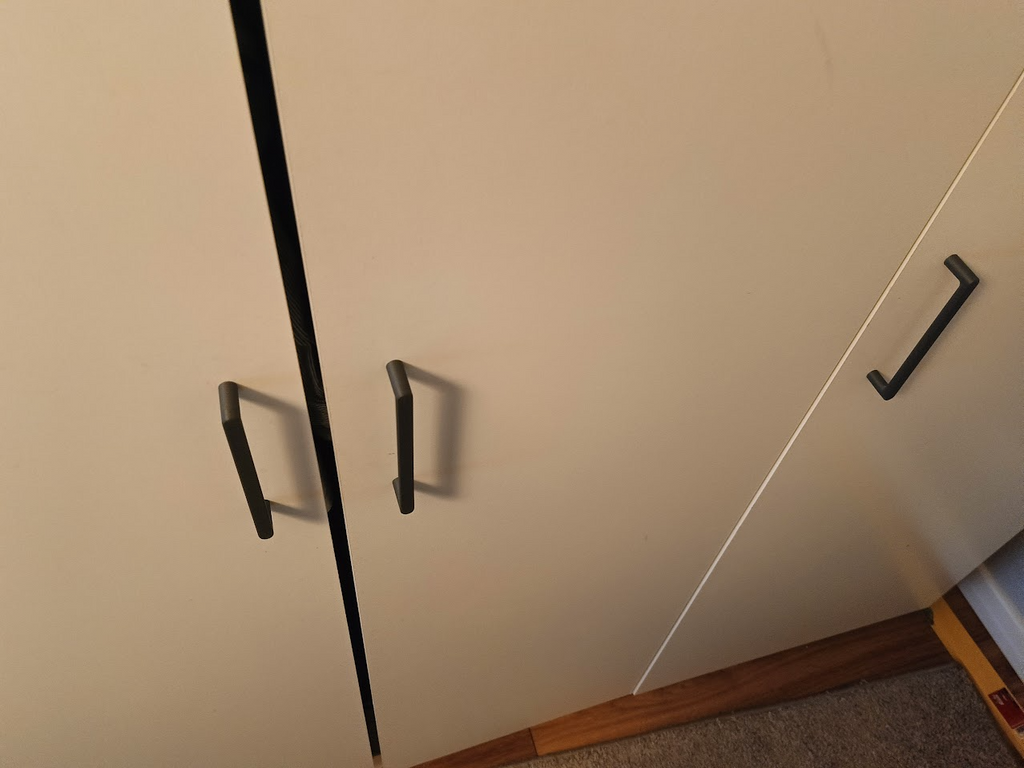 Dombas round handle