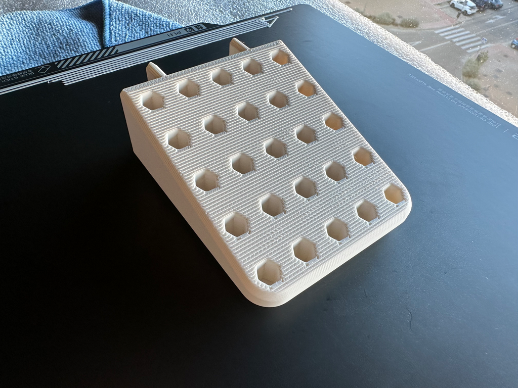 skadis holder puntas