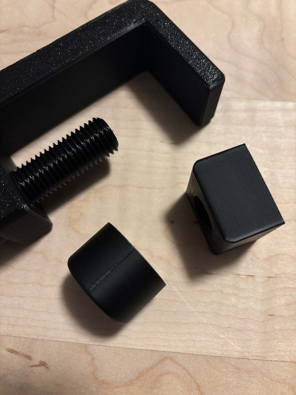 Custom Clamp/Vise with Versatile Tip Design