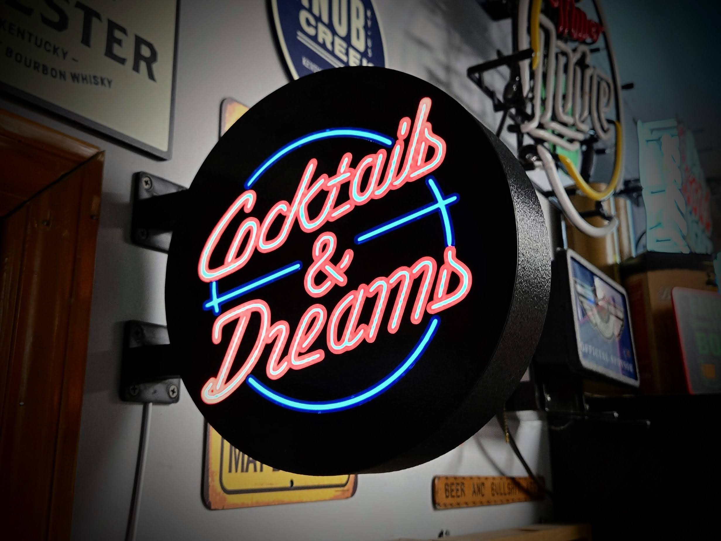Retro Cocktails & Dreams Bar Lightbox Sign