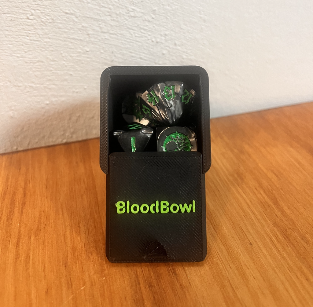BloodBowl Dice Box