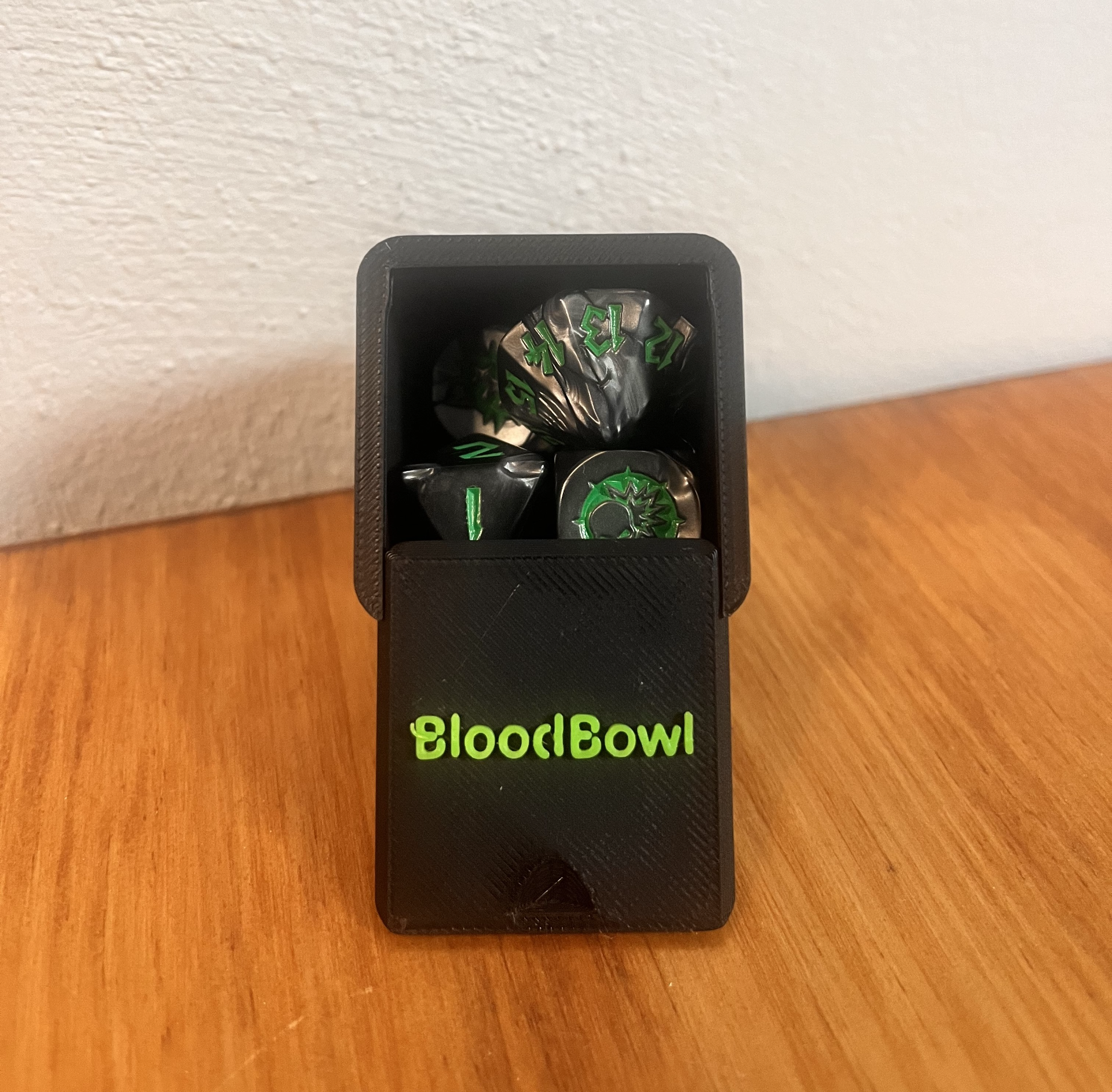 BloodBowl Dice Box