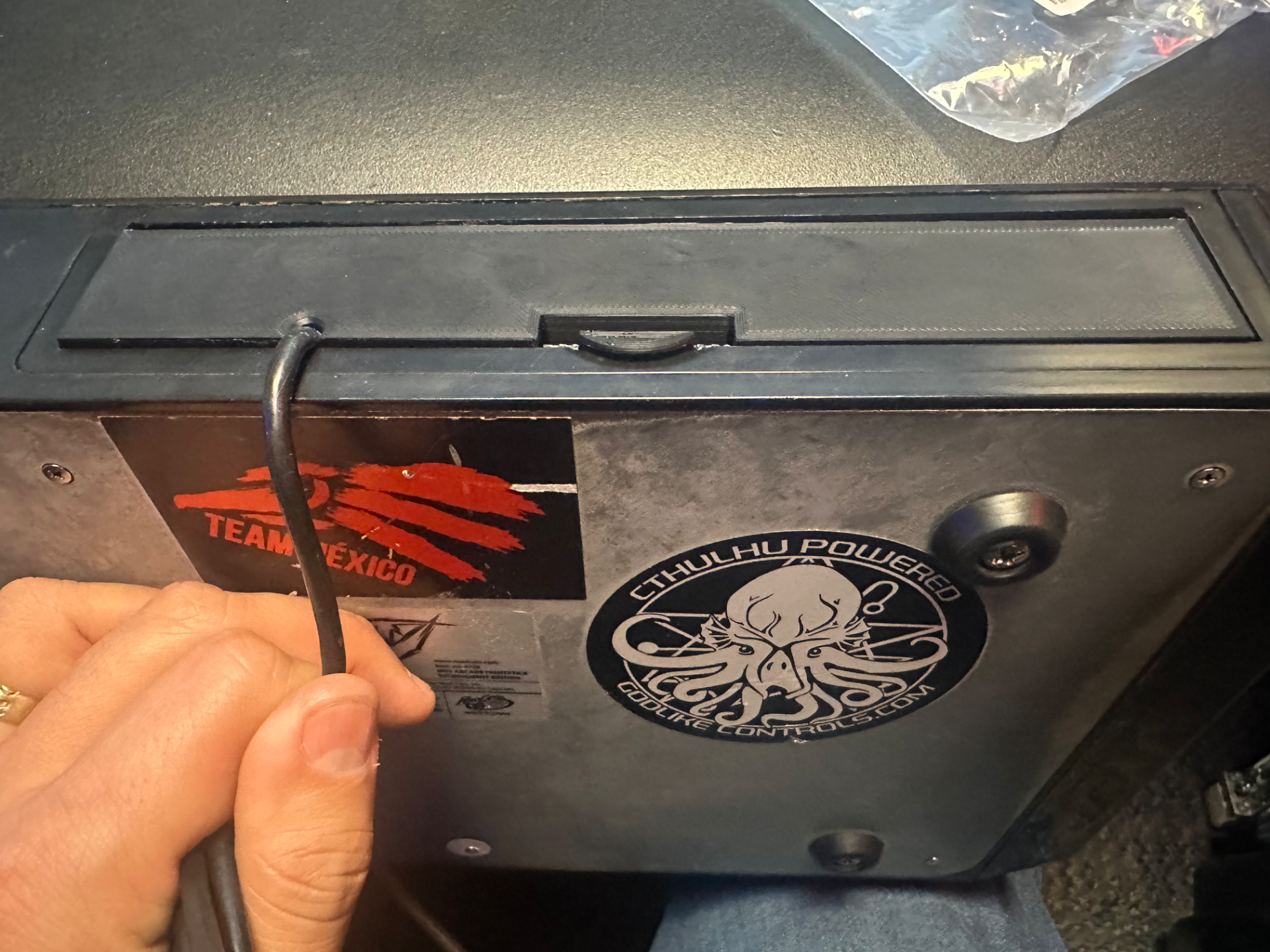 Madcatz Tournament Edition Back Cable Cover