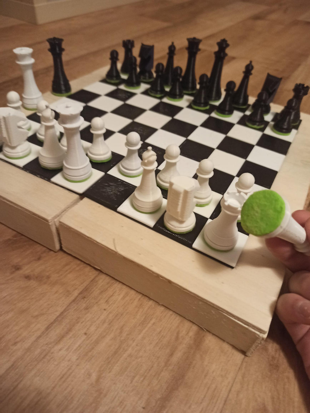 Chess set with chessboard