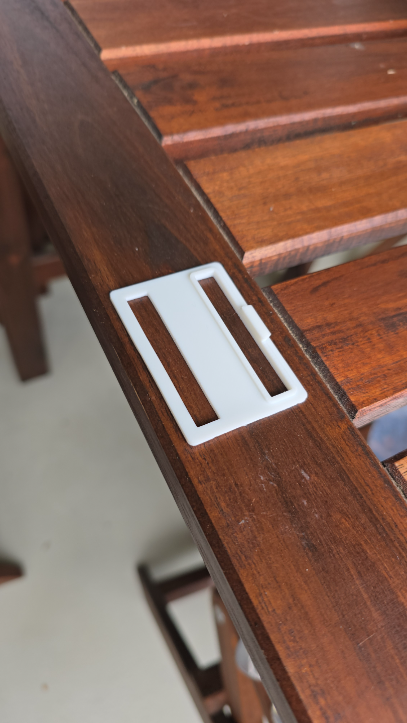 Door closing solution