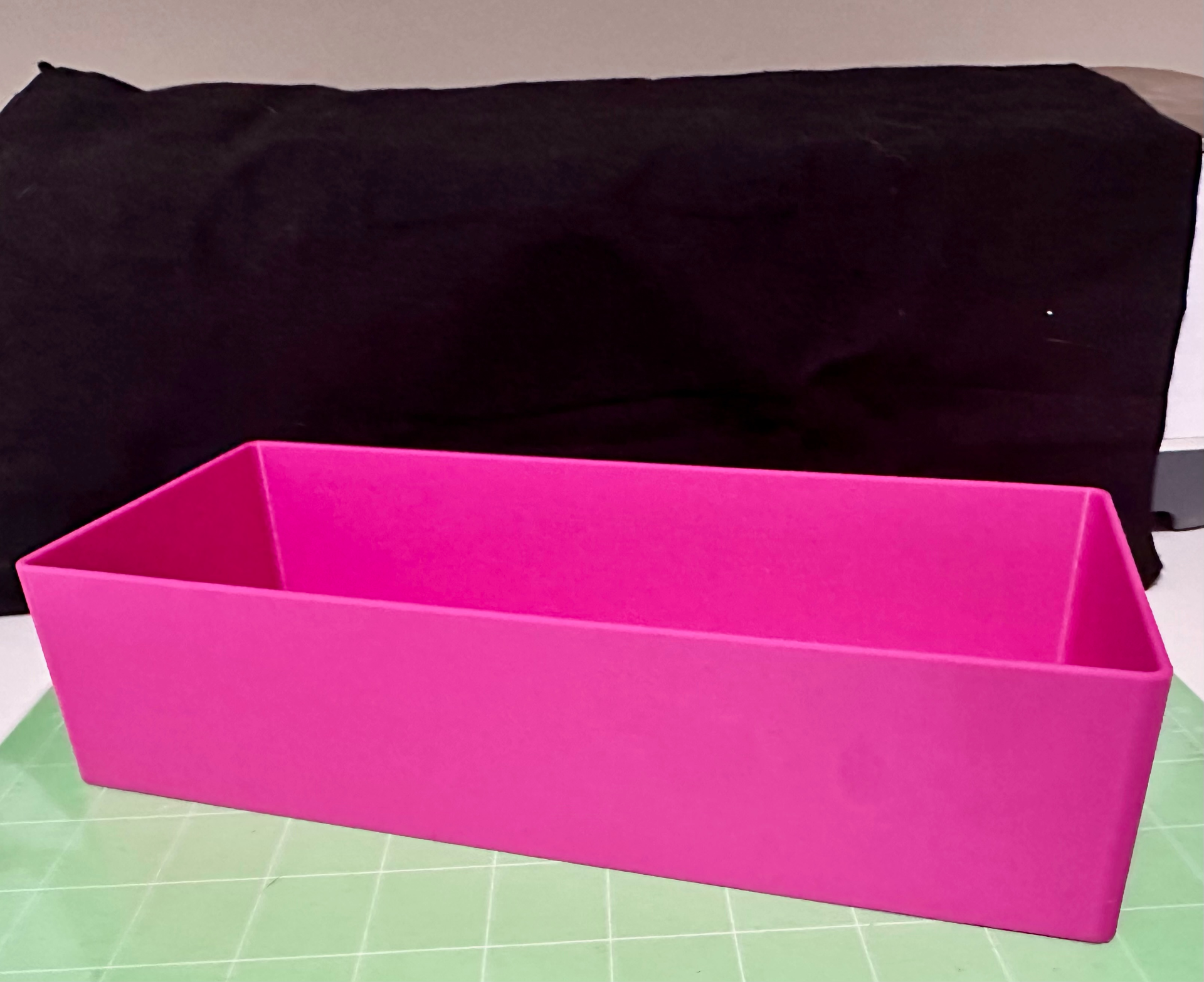 Shallow organiser tray