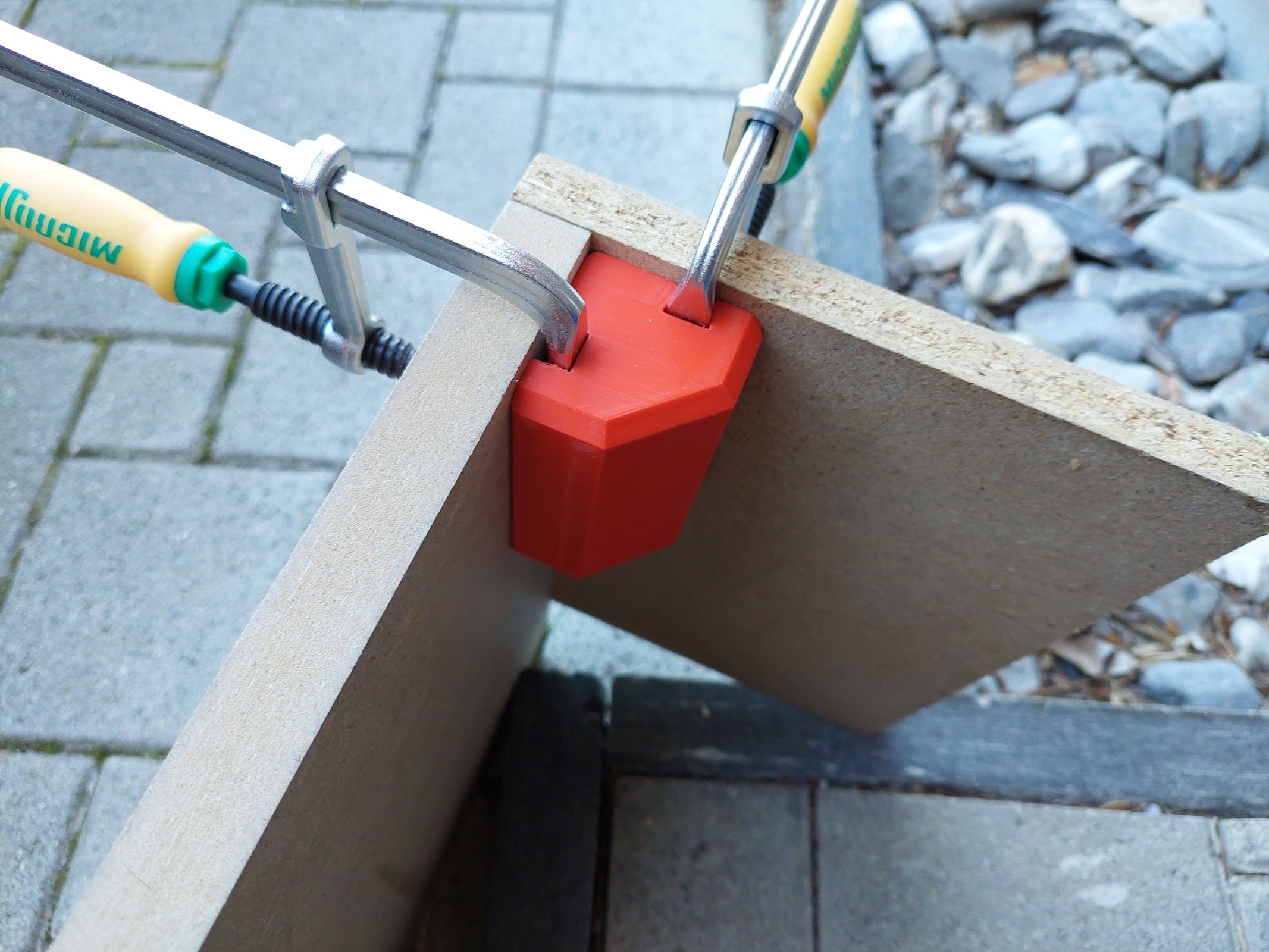 Matchfit right angle clamp