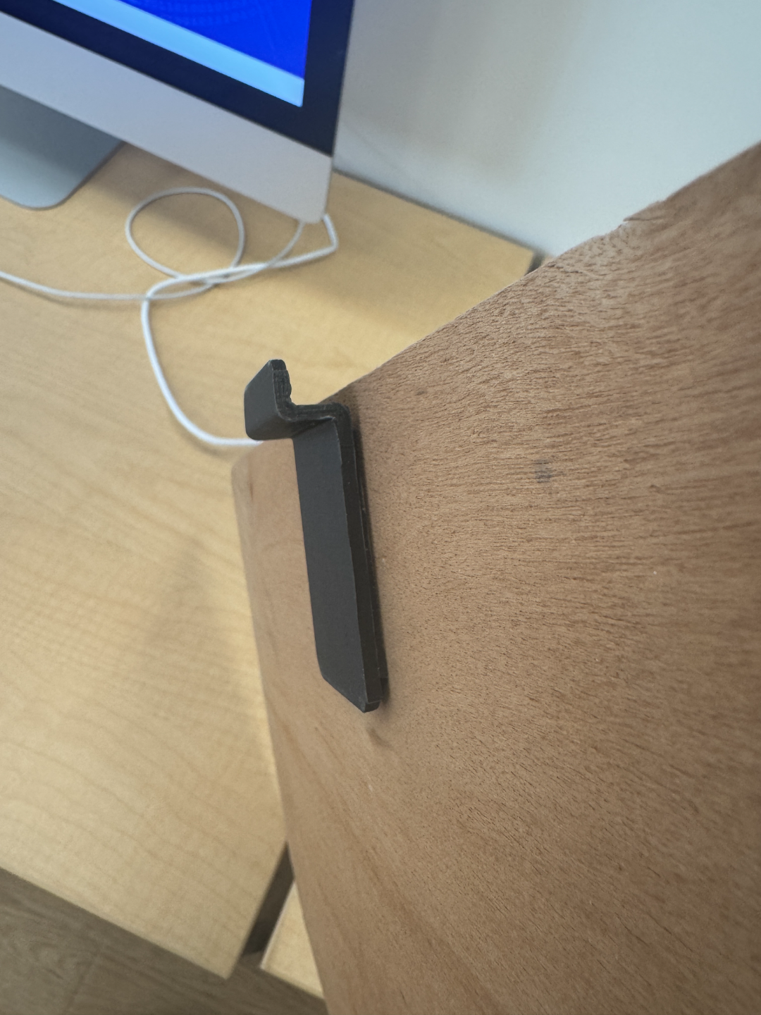 Slatwall Adapter