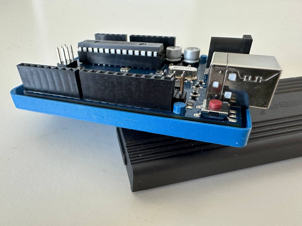 Arduino UNO R3 board pad