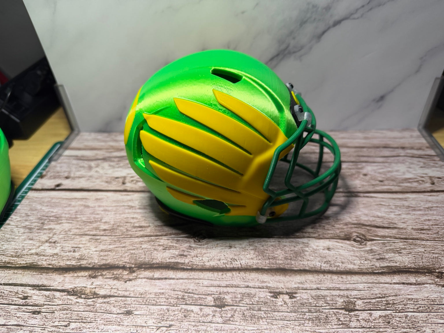 Alt Oregon Ducks Football Helmet – Remixed