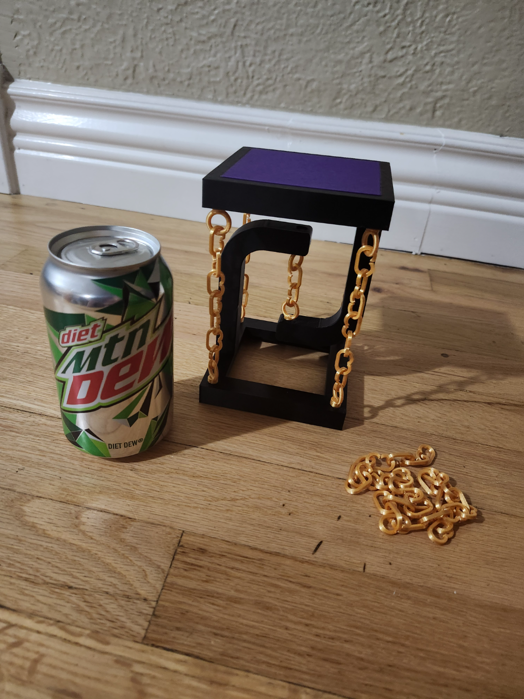 Tensegrity Table with swappable Top