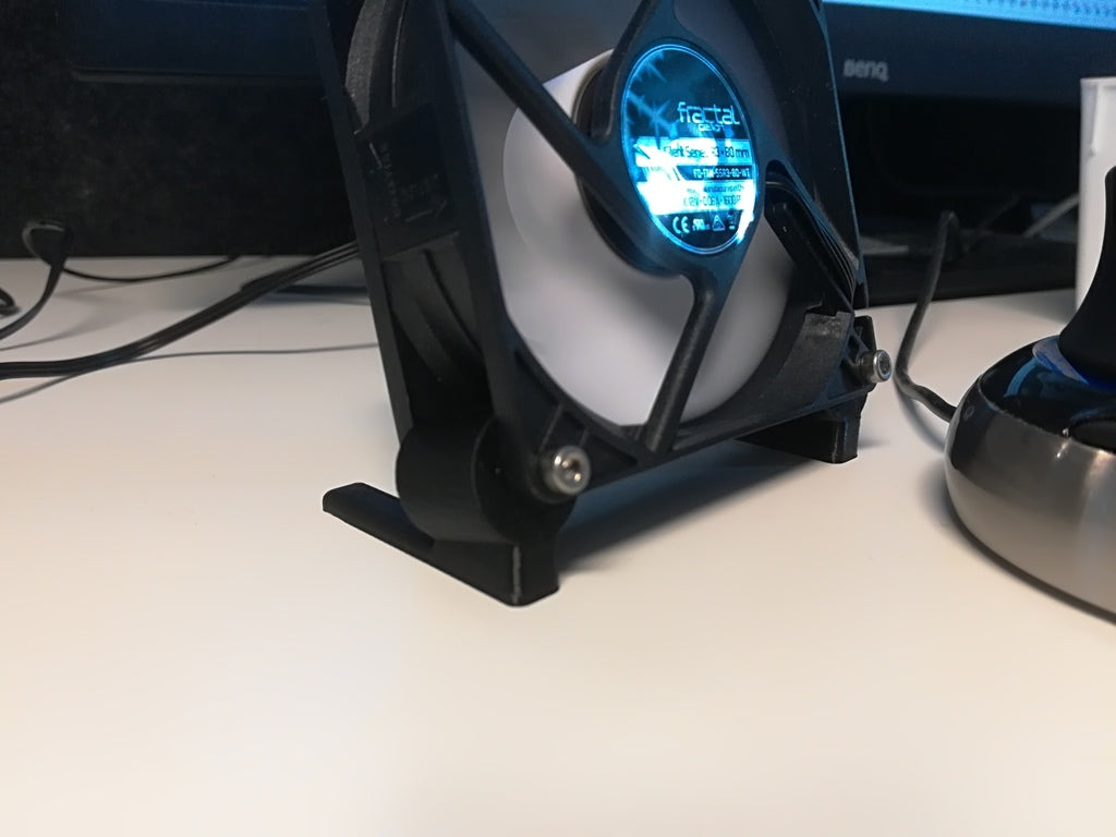 Minimalistic fan stand 80mm 15degrees
