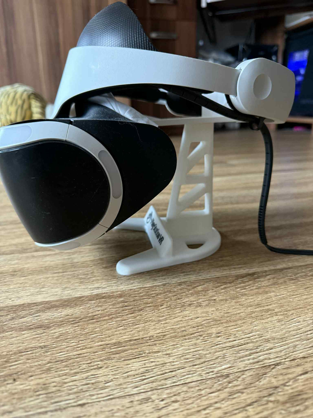VR helmet holder for Playstation 4/5, virtual real