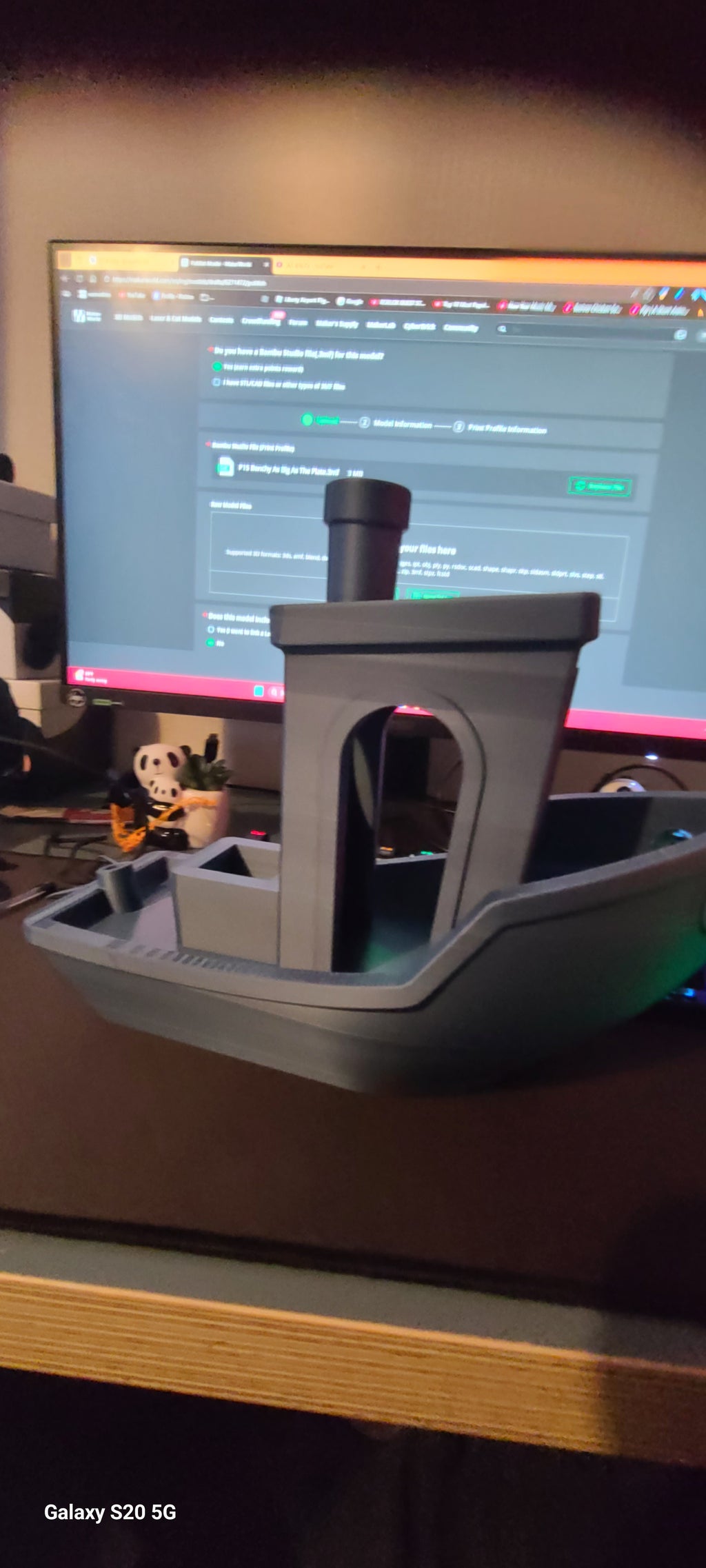 Big Benchy (Pls Download I need points)