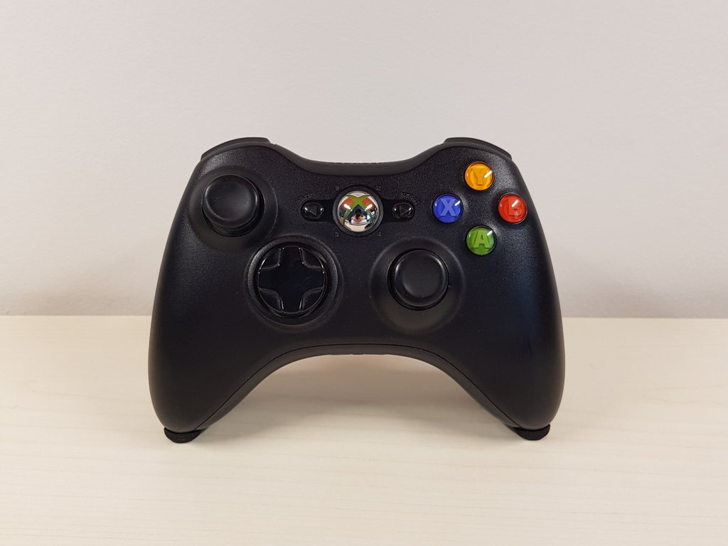 Invisible Xbox 360 Controller Holder Minimalist