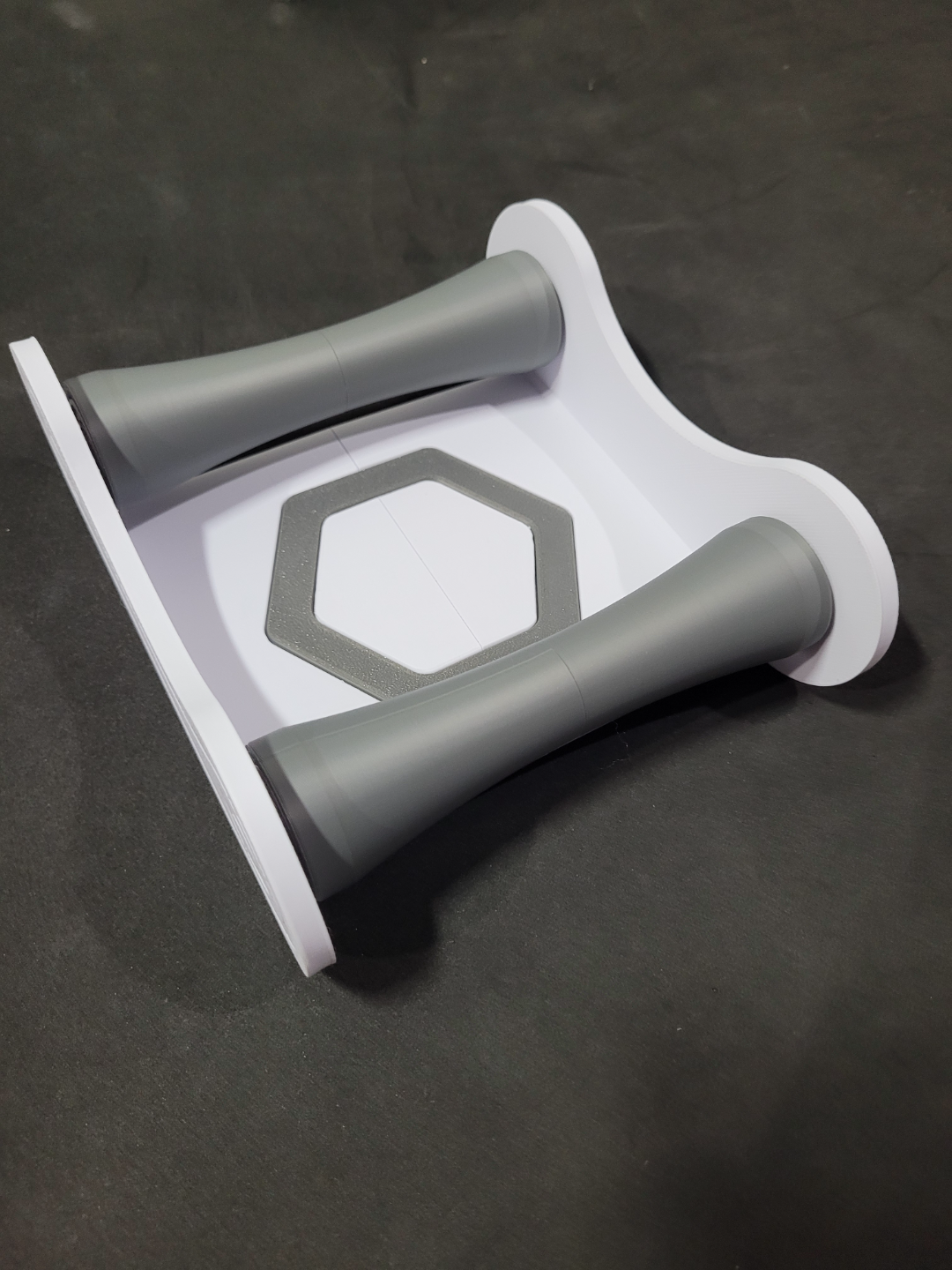 Universal Spool Roller