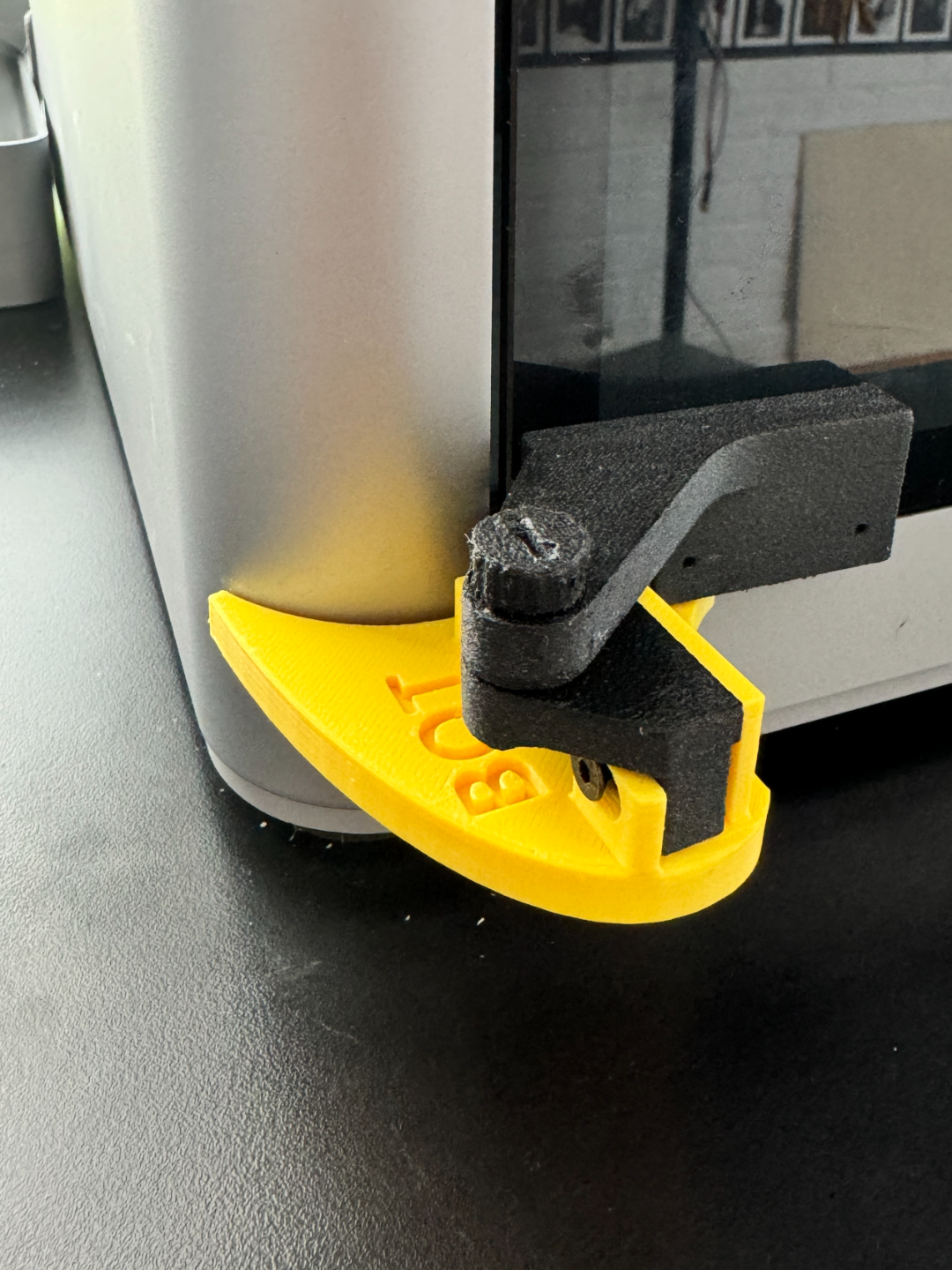 Hinge Lock for @jakadel's Bambu Lab X1/P1s 270°