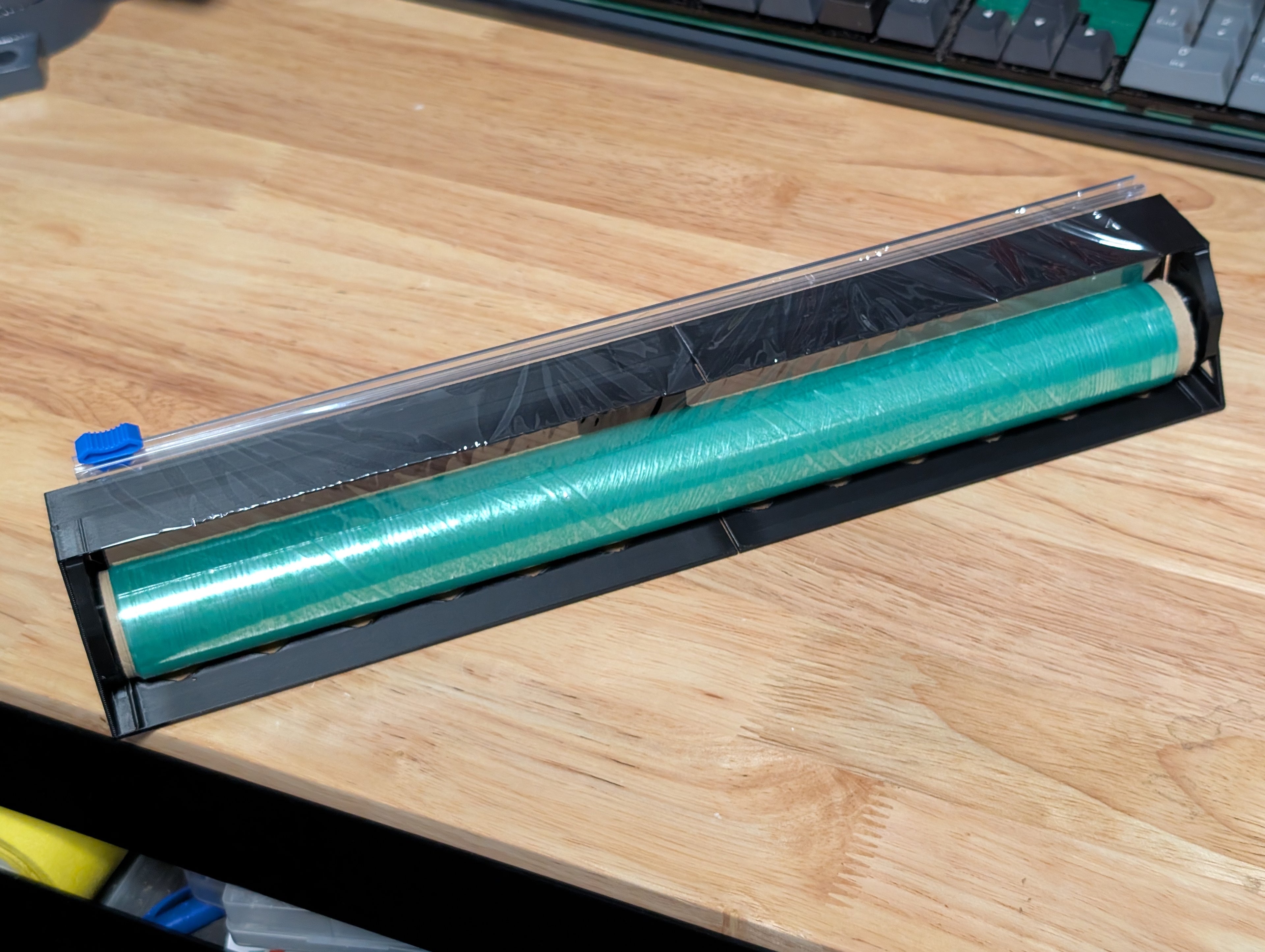 Plastic Wrap / Tin Foil dispenser