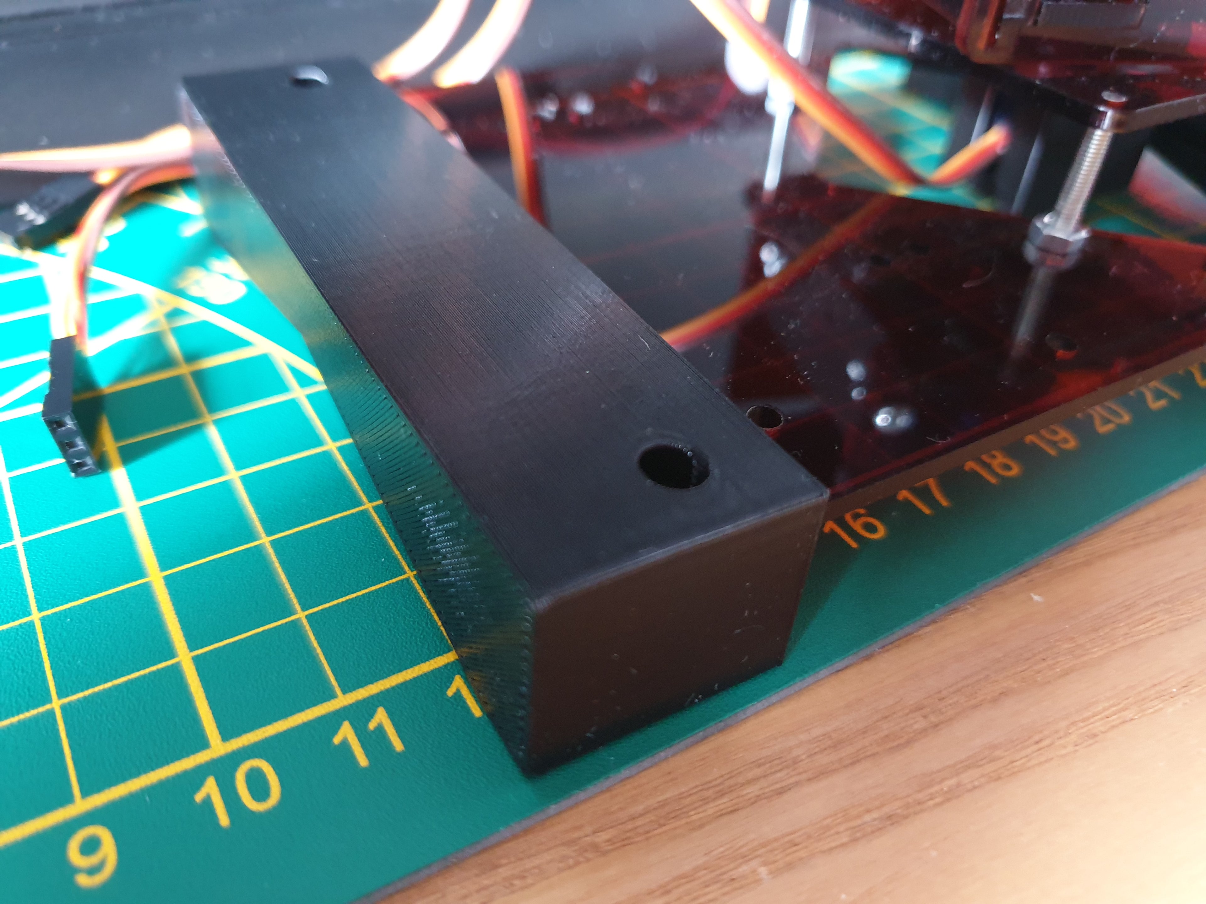 pieds pour kit pince / bras arduino (SG90) / robot arm