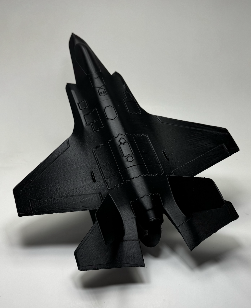 F35 and Simple Detachable Stand