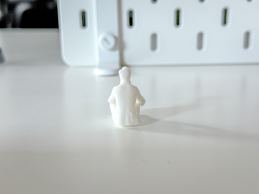 Miniature Sitting Old Man for your Diorama