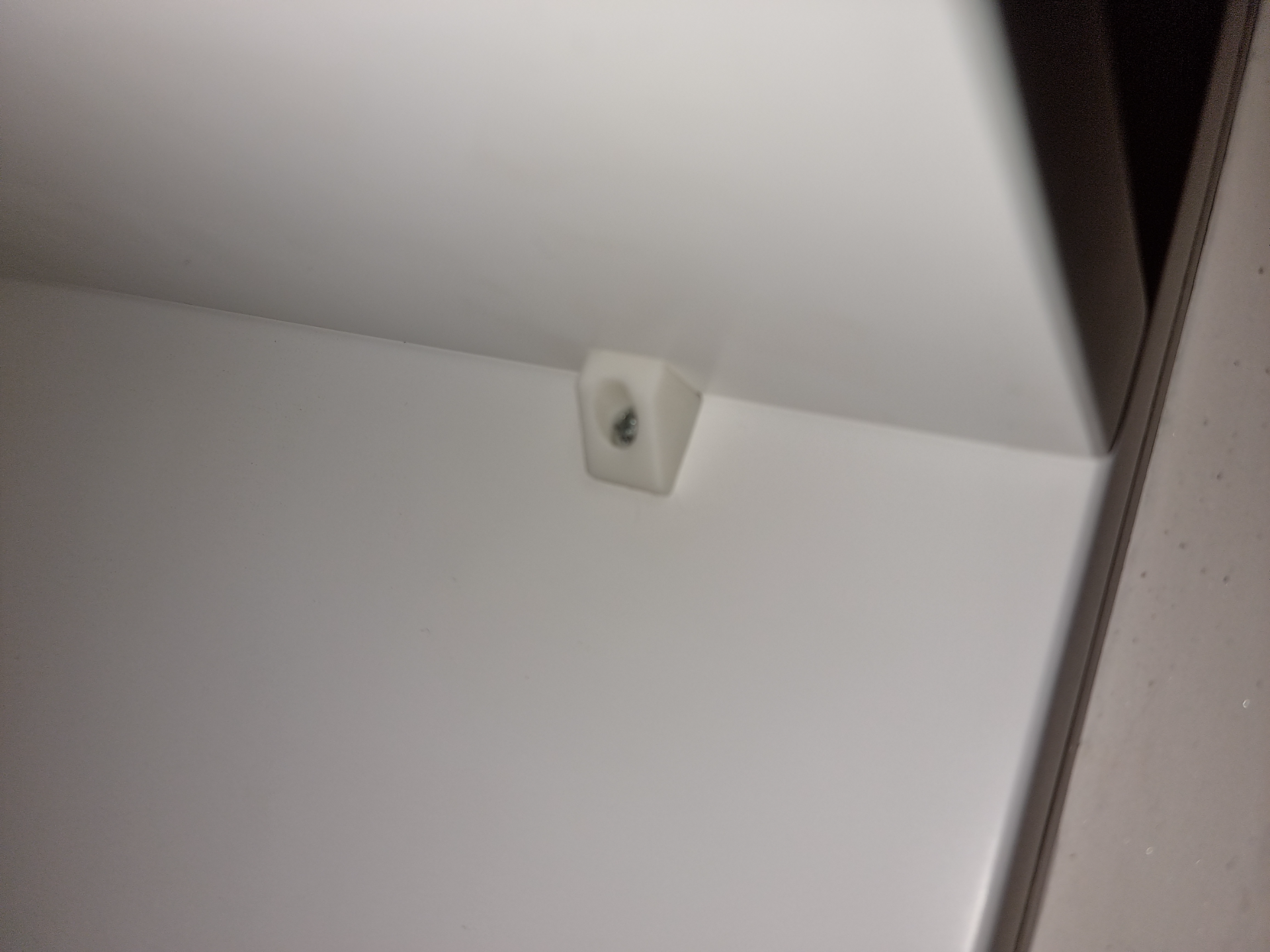 Shelf holder
