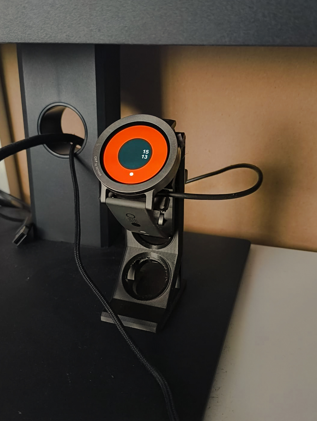 Cmf Watch pro 2 holder and charging station