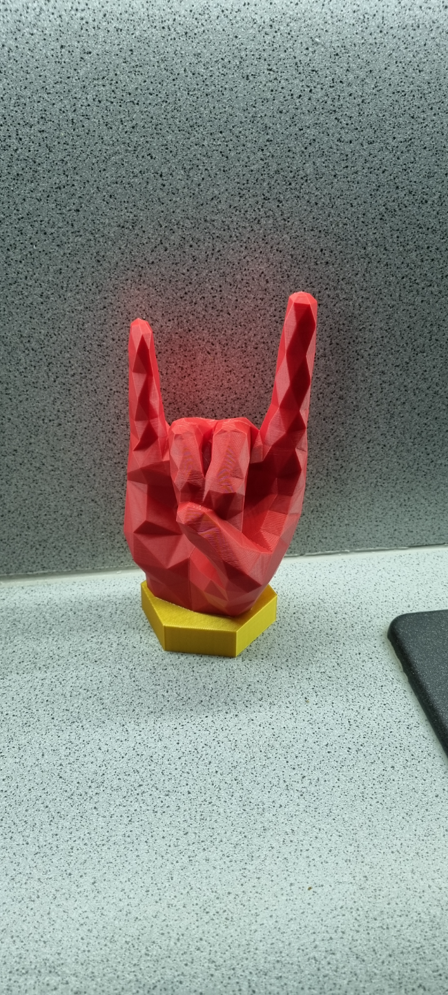 Mano Cornuta (Italian sign hand)