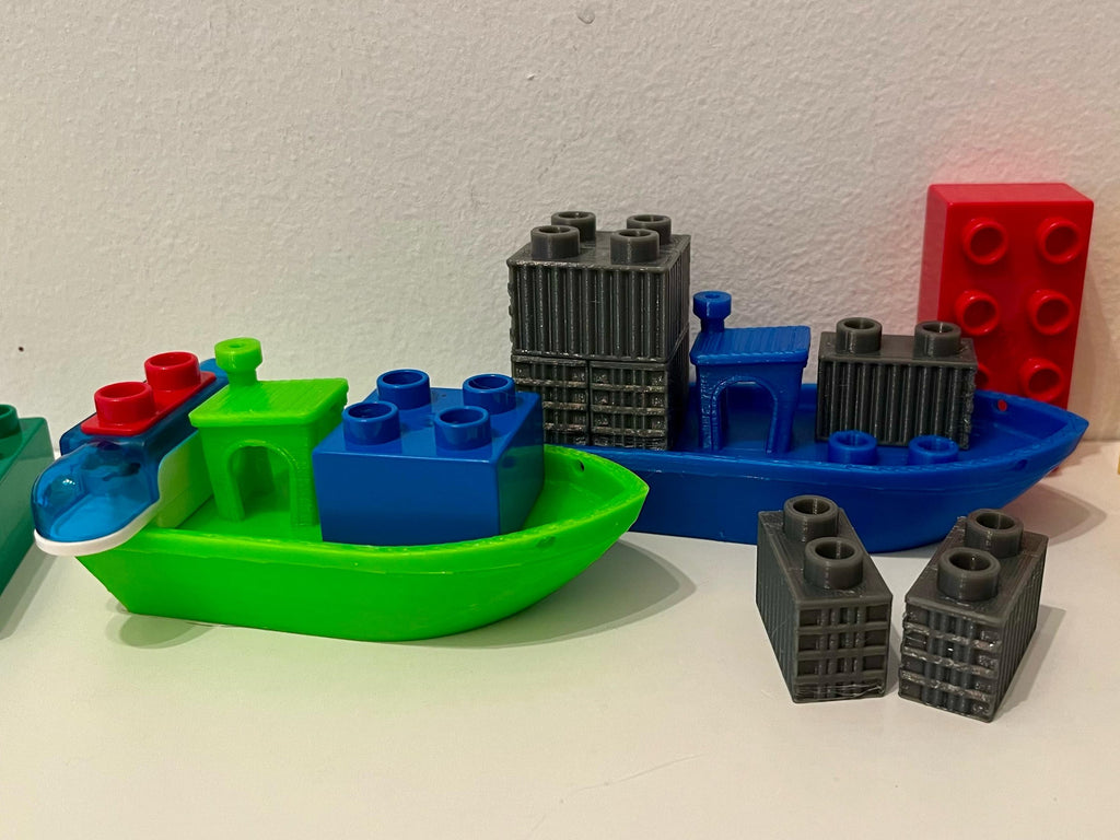 Duplo Benchy (stable floating & no supports!)