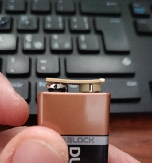 Coperchio Batteria 9V con Passacavi