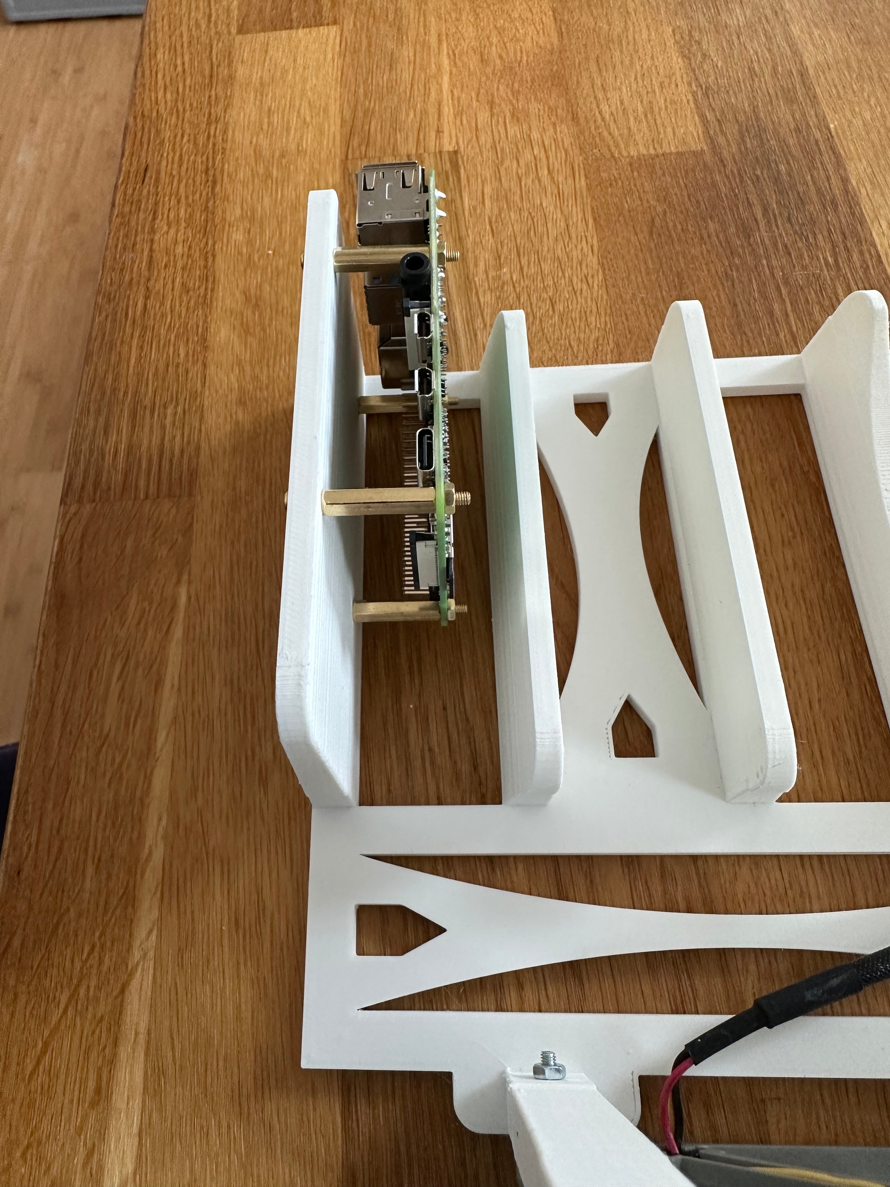 Vertical Rack for Mac Mini, Cable Modem and Raspberry Pi + 120mm fan