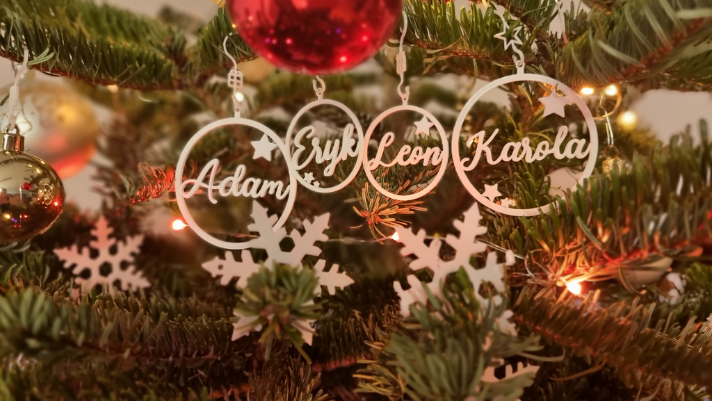 Christmas baubles with names