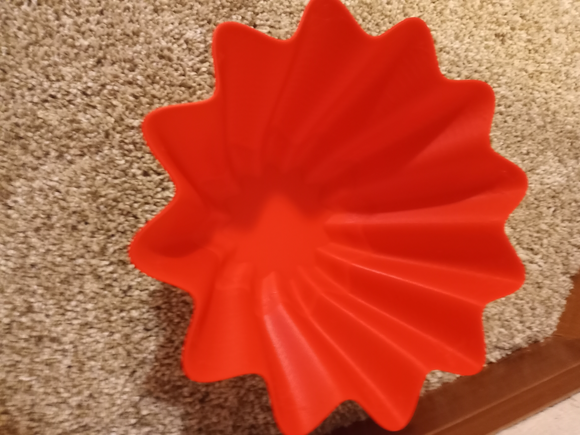 Spiral bowl/vase