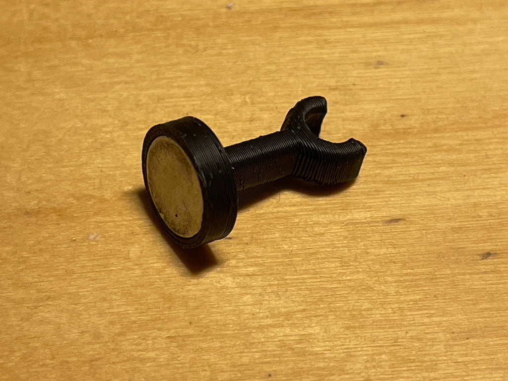 Dummy 13 magnet arm