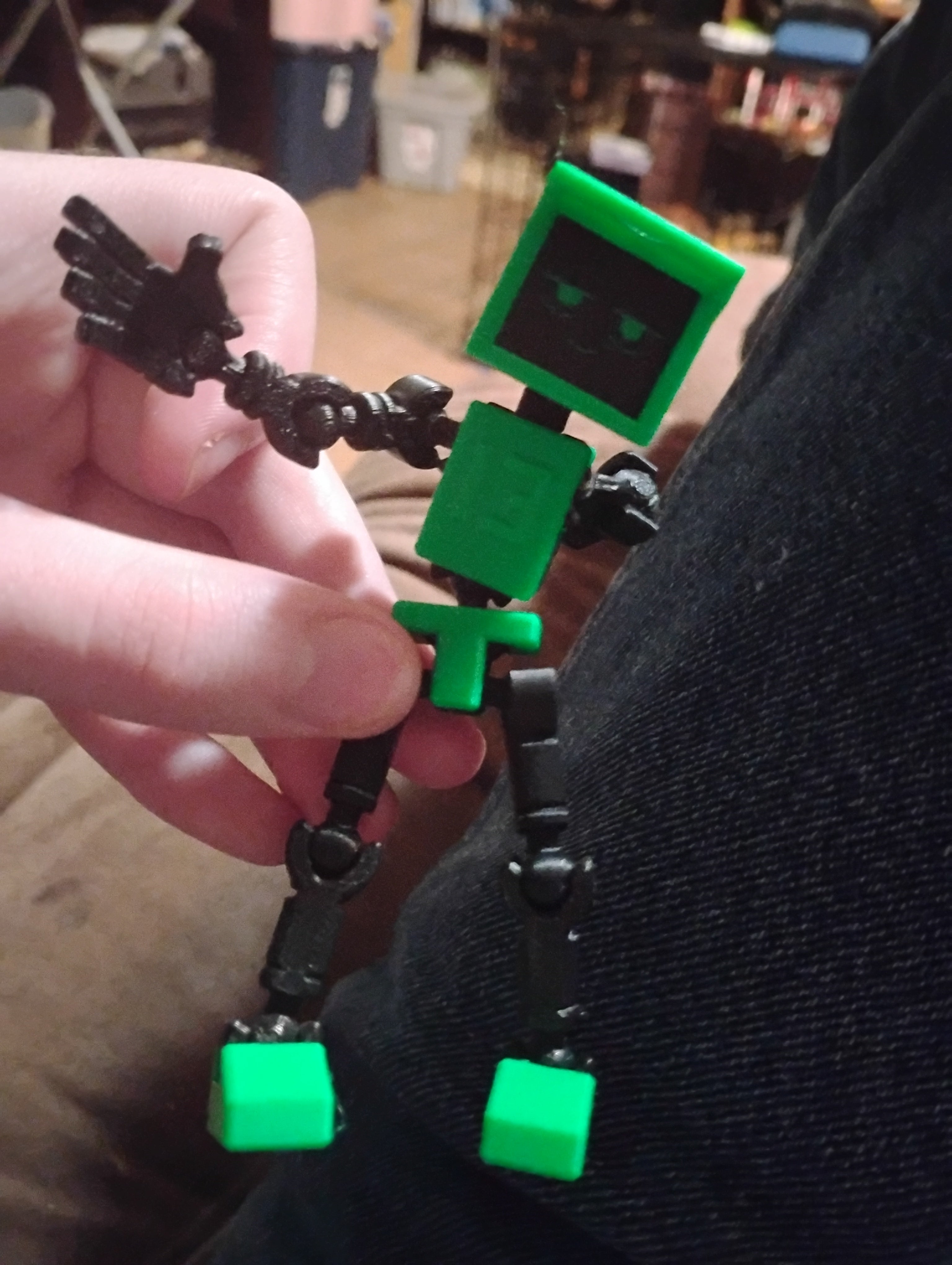 Dummy 13/MINI 13 Vee (Dandy's World figure)