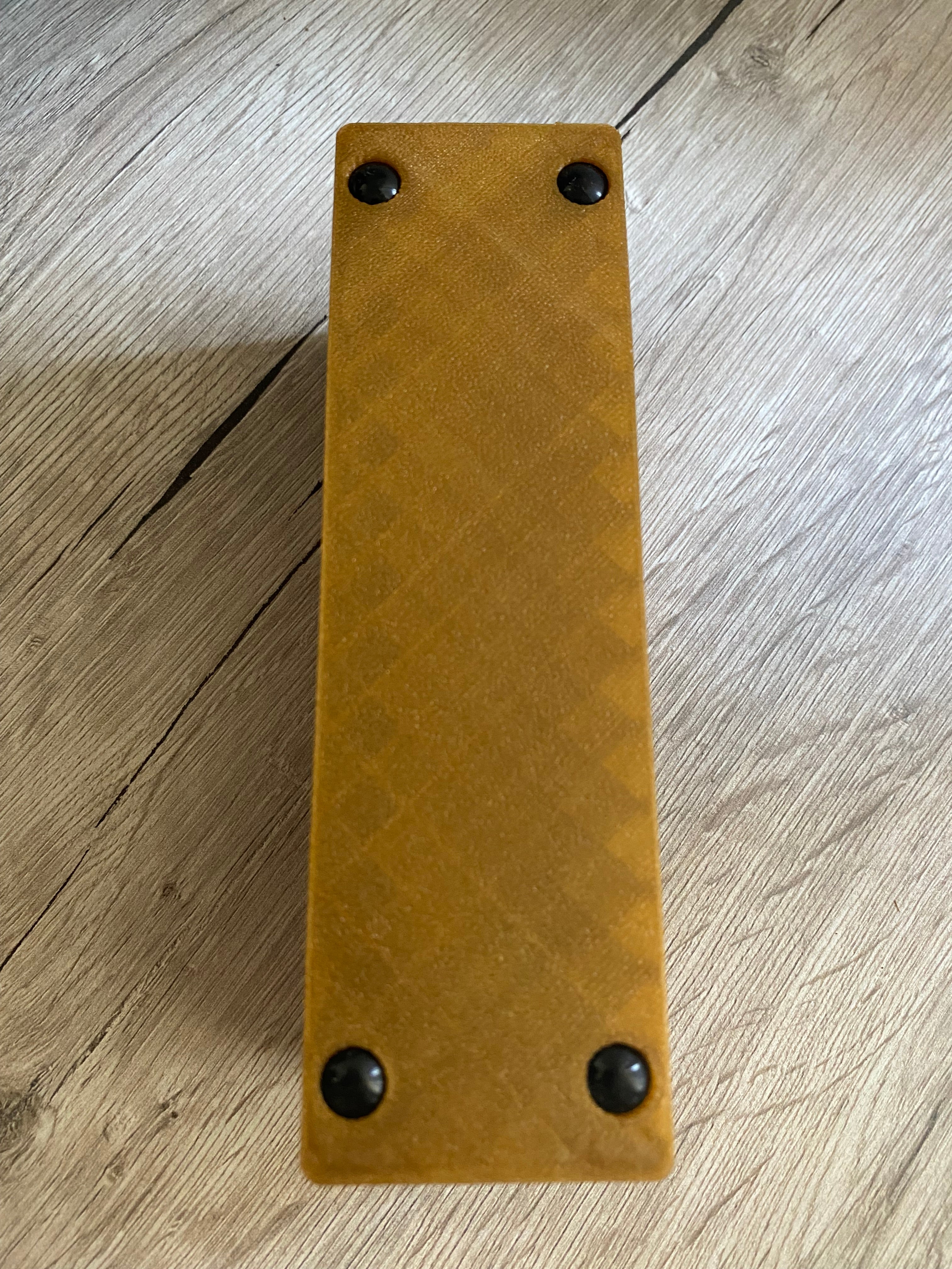 Vertical table laptop stand