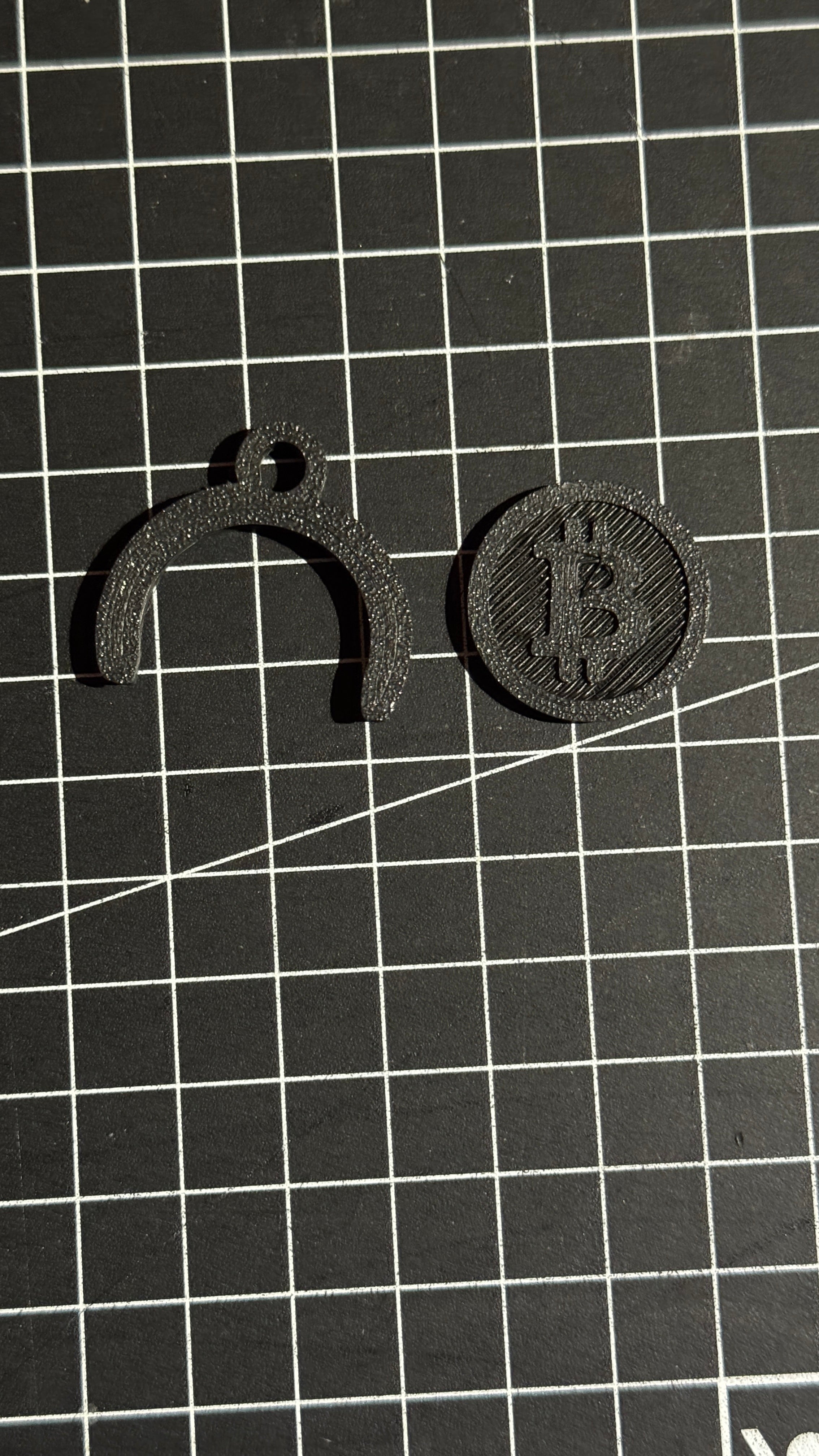 Bitcoin Shopping Cart Chip + Holder