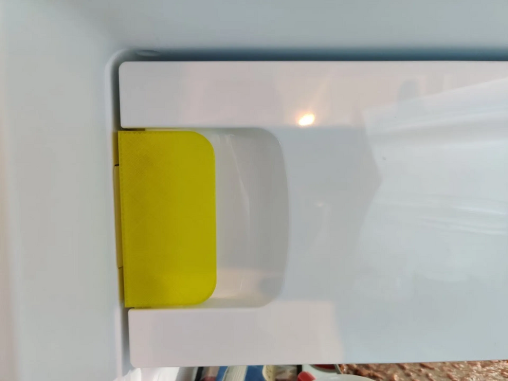 Mini fridge freezer handle N003-105 1/1