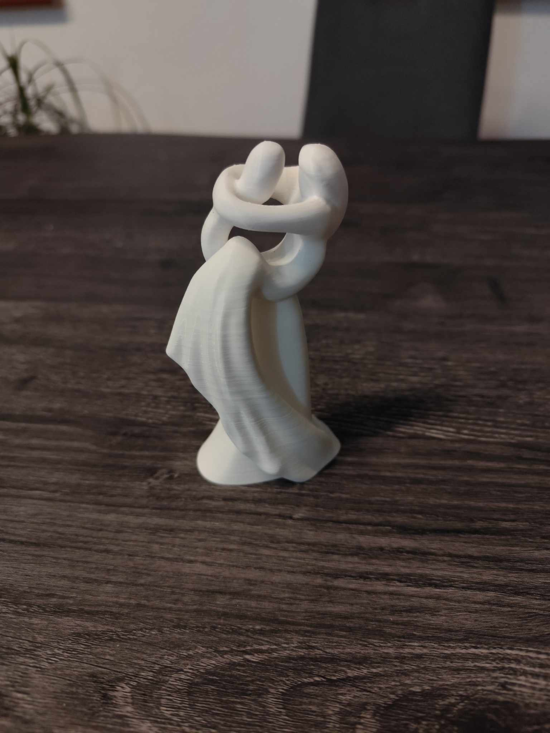 Couple Sculpture