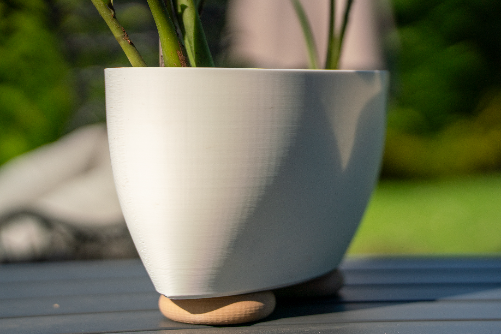 31cm / 12in Oval Pot with Drainer