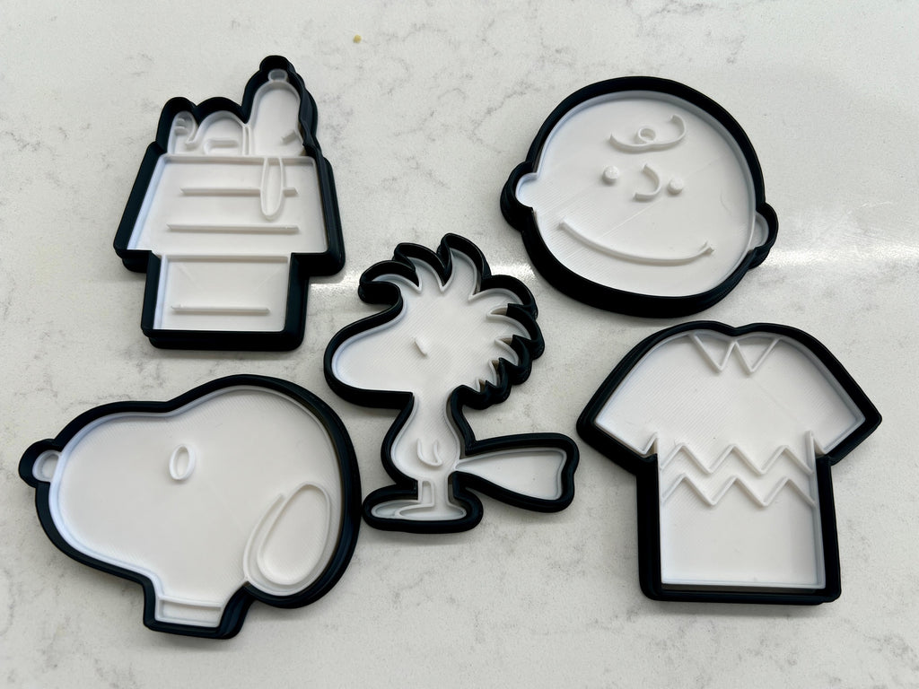 Snoopy cookie cutter and stamp