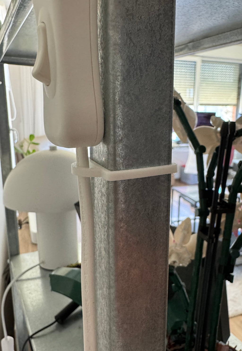 Support cable pour Hyllis