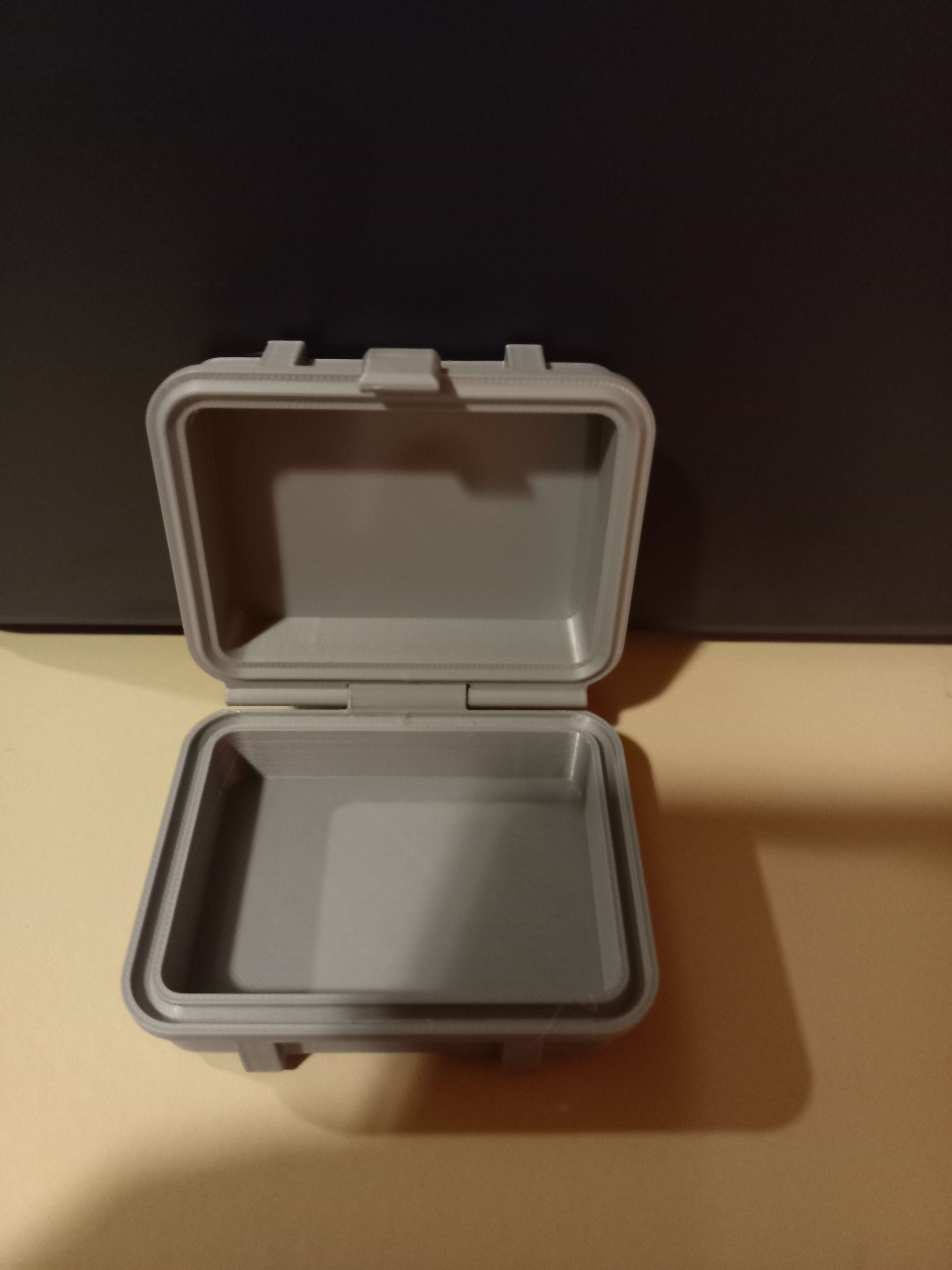 Rugged Box (print-in-place & parametric)