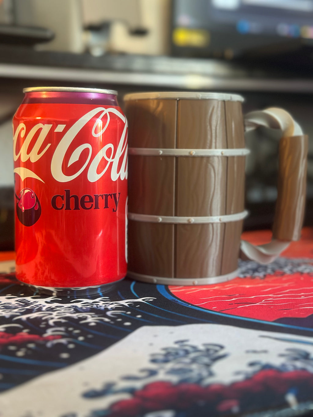 Handled Barrel Can Coozie with Texture - 330ml